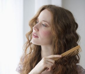 Chế độ chăm sóc da, tóc với nước lạnh thường được áp dụng để detox đạt hiệu quả tốt nhất