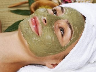 Detox mask với đất sét giúp thải độc da rất tốt.